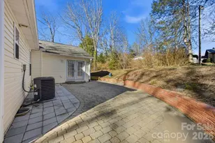 1113 Brookside Camp Rd, Hendersonville, NC 28792 - Photo 19