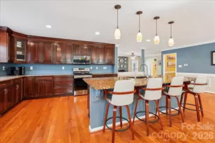 1426 Ashstead Ln, Matthews, NC 28105 - Photo 7