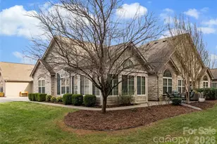 2304 Coltsview Ln, Matthews, NC 28105 - Photo 23