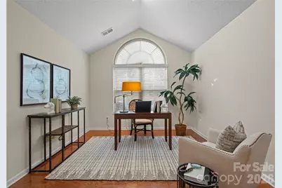 2304 Coltsview Lane, Matthews, NC 28105 - Photo 9