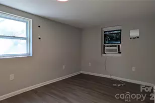 842 S Confederate Ave, Rock Hill, SC 29730 - Photo 9