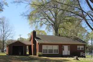 610 E Maryland Ave, Bessemer City, NC 28016 - Photo 1