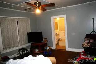 736 S Main St, Mooresville, NC 28115 - Photo 11