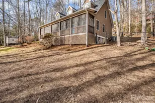 181 Beechwood Lakes Dr, Hendersonville, NC 28792 - Photo 5