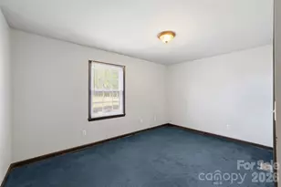 324 Pawley Dr, Charlotte, NC 28214 - Photo 13