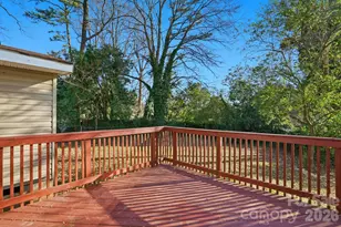 4821 Woodway Pl, Charlotte, NC 28208 - Photo 13