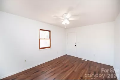 96 Jackson Street Extension, Tryon, NC 28782 - Photo 5