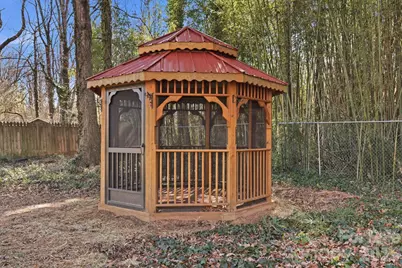 1230 18th Avenue NE, Hickory, NC 28601 - Photo 43