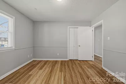 1230 18th Avenue NE, Hickory, NC 28601 - Photo 25