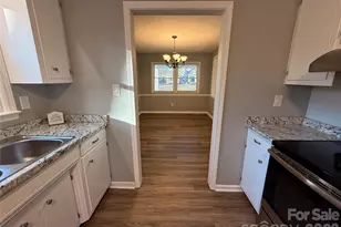 1230 18th Ave NE, Hickory, NC 28601 - Photo 11