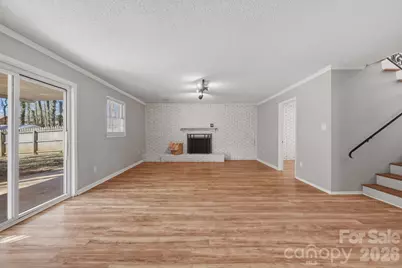 1230 18th Avenue NE, Hickory, NC 28601 - Photo 31