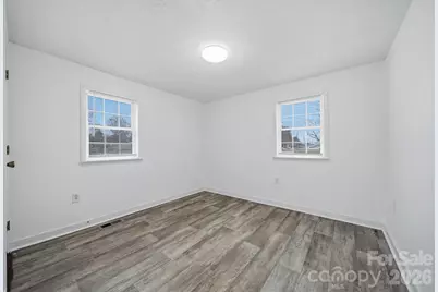 316 23rd Street NW, Hickory, NC 28601 - Photo 11