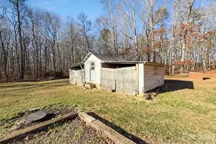 135 Bent Twig Dr, Statesville, NC 28677 - Photo 17