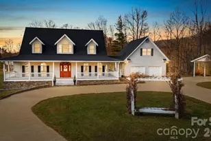 427 McCoy Cove Rd, Black Mountain, NC 28711 - Photo 1