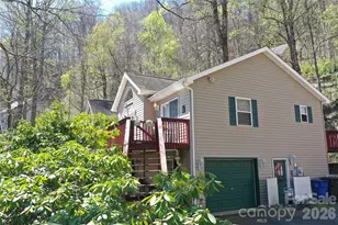 650 Creekside Dr, Maggie Valley, NC 28751 - Photo 1