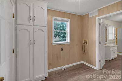 215 King Street S, Gastonia, NC 28086 - Photo 17
