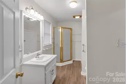 215 King Street S, Gastonia, NC 28086 - Photo 17