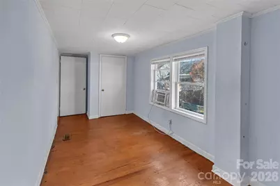 215 King Street S, Gastonia, NC 28086 - Photo 21