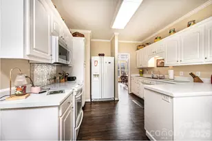 3992 Brickfield St, Hickory, NC 28602 - Photo 13