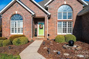 3992 Brickfield St, Hickory, NC 28602 - Photo 3