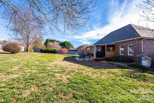 3992 Brickfield St, Hickory, NC 28602 - Photo 7