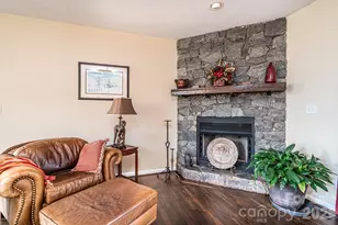 3992 Brickfield St, Hickory, NC 28602 - Photo 9