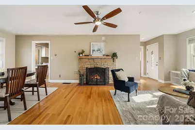 3226 Charlyne Drive, Hendersonville, NC 28792 - Photo 9