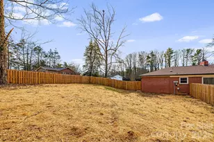 3226 Charlyne Dr, Hendersonville, NC 28792 - Photo 45