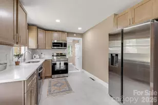 3226 Charlyne Dr, Hendersonville, NC 28792 - Photo 25
