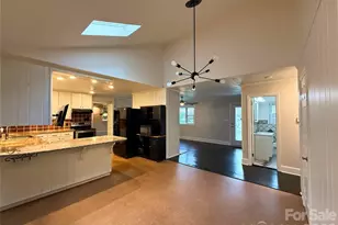 2333 Lakeview Cir, Matthews, NC 28105 - Photo 17