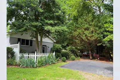 2333 Lakeview Circle, Matthews, NC 28105 - Photo 13