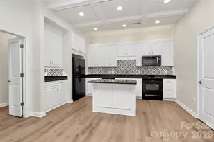 450 New Bern Station Ct, Charlotte, NC 28209 - Photo 5