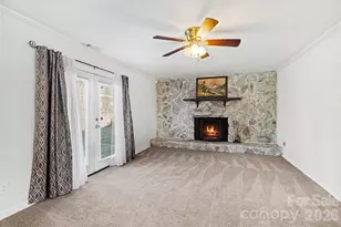 420 Colony Acres Dr, Charlotte, NC 28217 - Photo 9