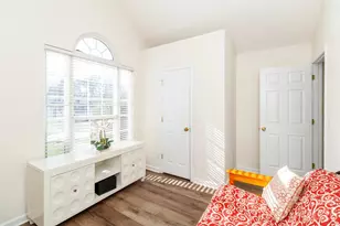 6425 Tunston Ln, Charlotte, NC 28269 - Photo 25