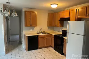 1925 Crestmont Ave, Kannapolis, NC 28081 - Photo 3