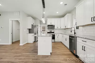 402 N Myrtle Street, Gastonia, NC 28052 - Photo 7