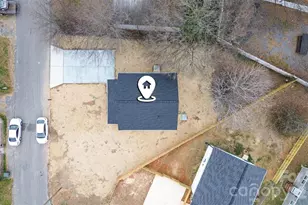 402 N Myrtle St, Gastonia, NC 28052 - Photo 17