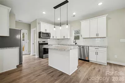 402 N Myrtle Street, Gastonia, NC 28052 - Photo 5