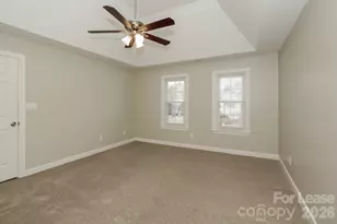 9101 Brightleaf Pl, Charlotte, NC 28269 - Photo 9