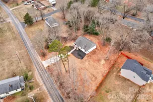 1618 Eaves Rd, Shelby, NC 28152 - Photo 3
