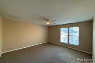 12026 Cheviott Hill Ln, Charlotte, NC 28213 - Photo 15