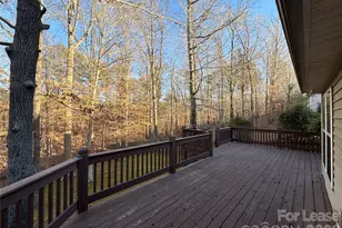 12026 Cheviott Hill Ln, Charlotte, NC 28213 - Photo 17