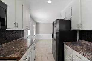 309 Catawba Circle, Matthews, NC 28104 - Photo 9