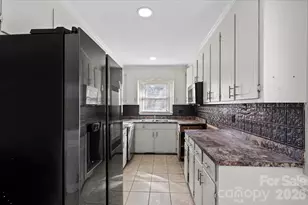 309 Catawba Circle, Matthews, NC 28104 - Photo 9