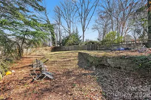 7144 Chapparall Ln, Charlotte, NC 28215 - Photo 31