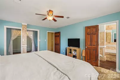 7144 Chapparall Lane, Charlotte, NC 28215 - Photo 17