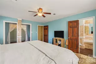 7144 Chapparall Ln, Charlotte, NC 28215 - Photo 17