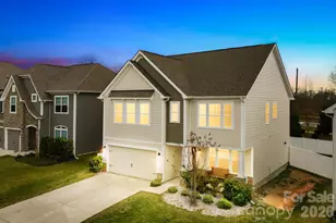 115 W Americana Dr, Mooresville, NC 28115 - Photo 3