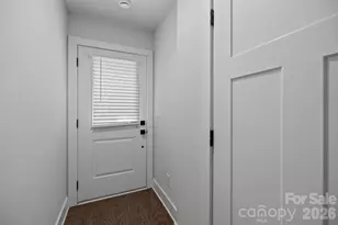 5011 York Park Ln, Charlotte, NC 28217 - Photo 5