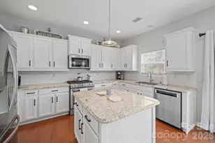 9776 Ravenscroft Ln NW, Concord, NC 28027 - Photo 17